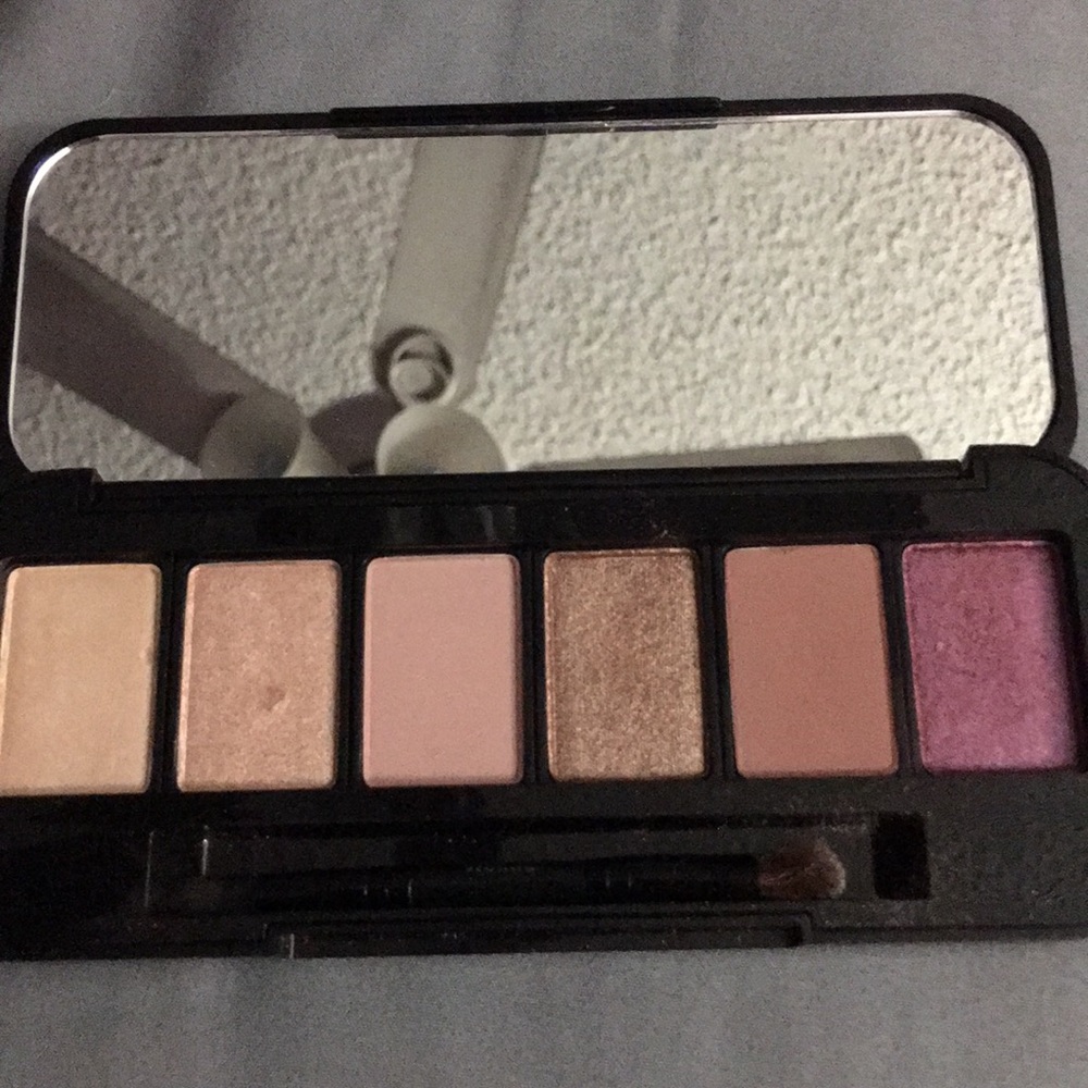 100% AUTHENTIC BUXOM PALETTE